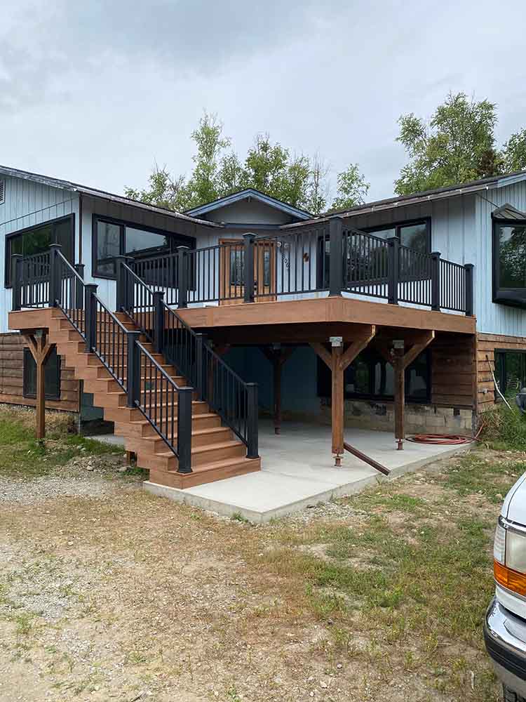 Large deck balcony with stairs